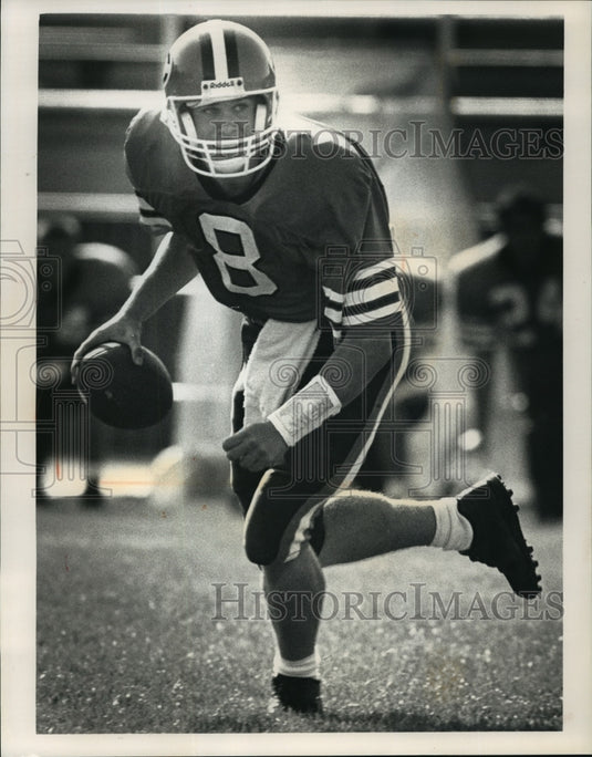 1992 Press Photo Freshman football quarterback Mike Schultz of Carroll College-Historic Images
