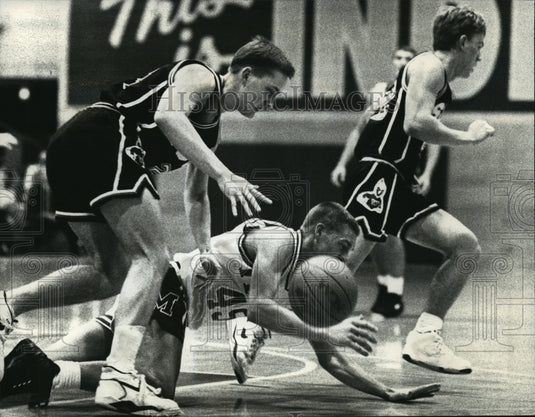 1992 Press Photo Waukesha South High School - Kris Zvers, Basketball Player - Historic Images