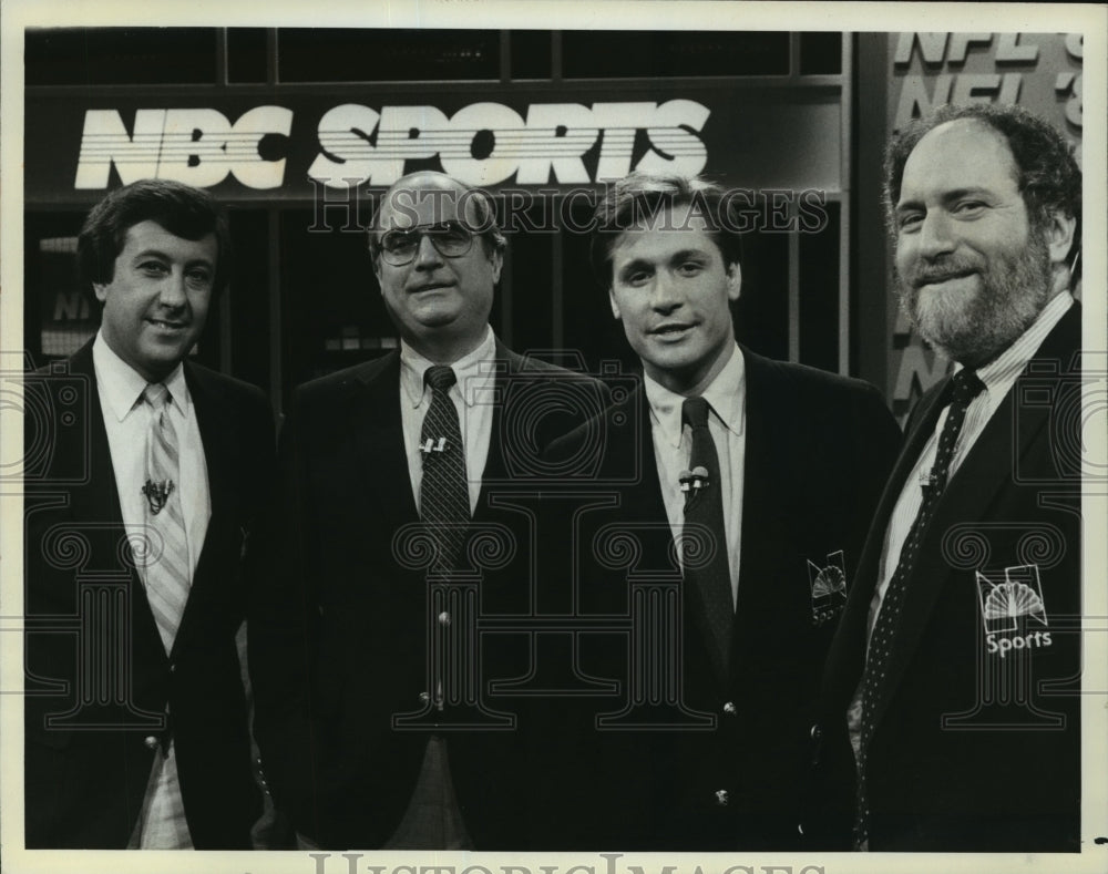 1983 Press Photo Len Berman with co-hosts of NBC Sports pre-game show &quot;NFL &#39;83&quot;- Historic Images