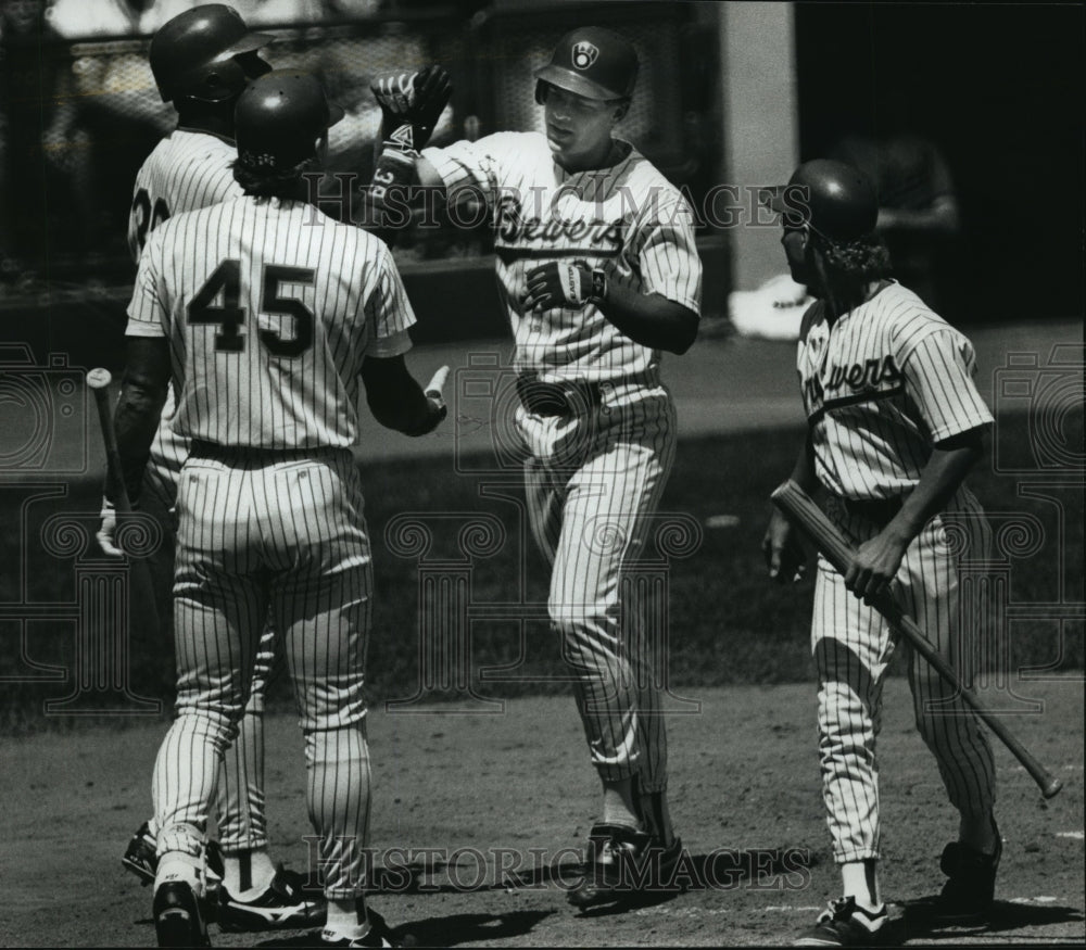 1990 Press Photo Milwaukee Brewers - Greg Brock, Rob Deer, Dave Parker - Historic Images