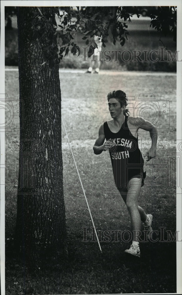 1990 Press Photo Waukesha South High School track athlete, Brian Wagner - Historic Images