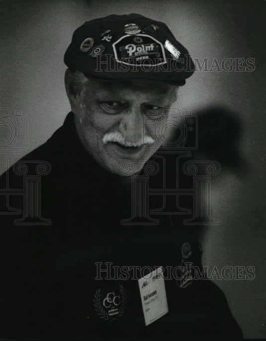 1994 Press Photo Bob Sorensen enjoys seniors' championship curling action-Historic Images