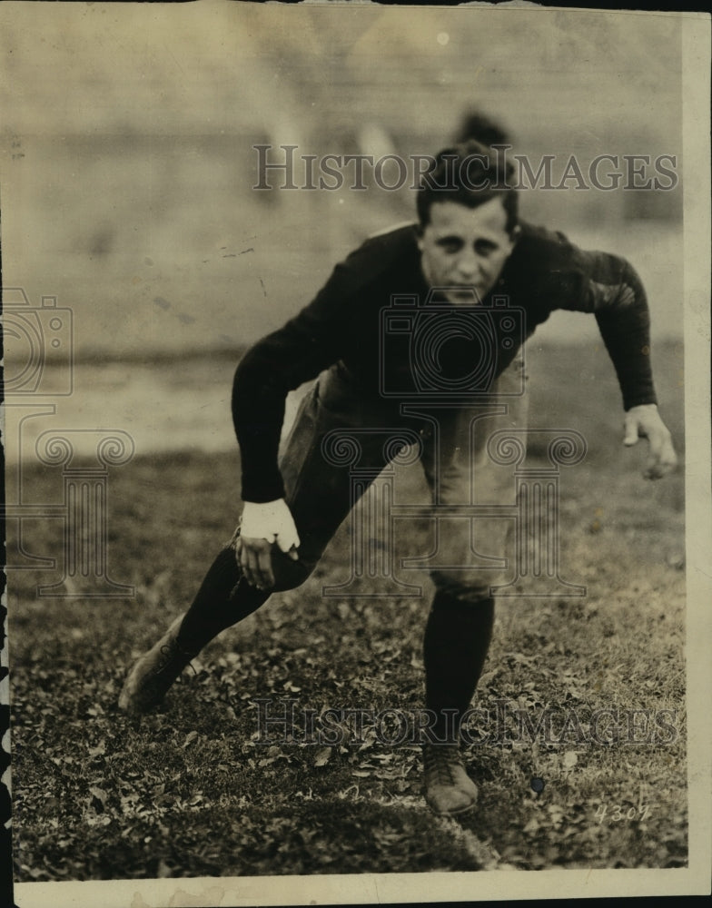  University Of Wisconsin All-America Football Team Player Marty Below - Historic Images
