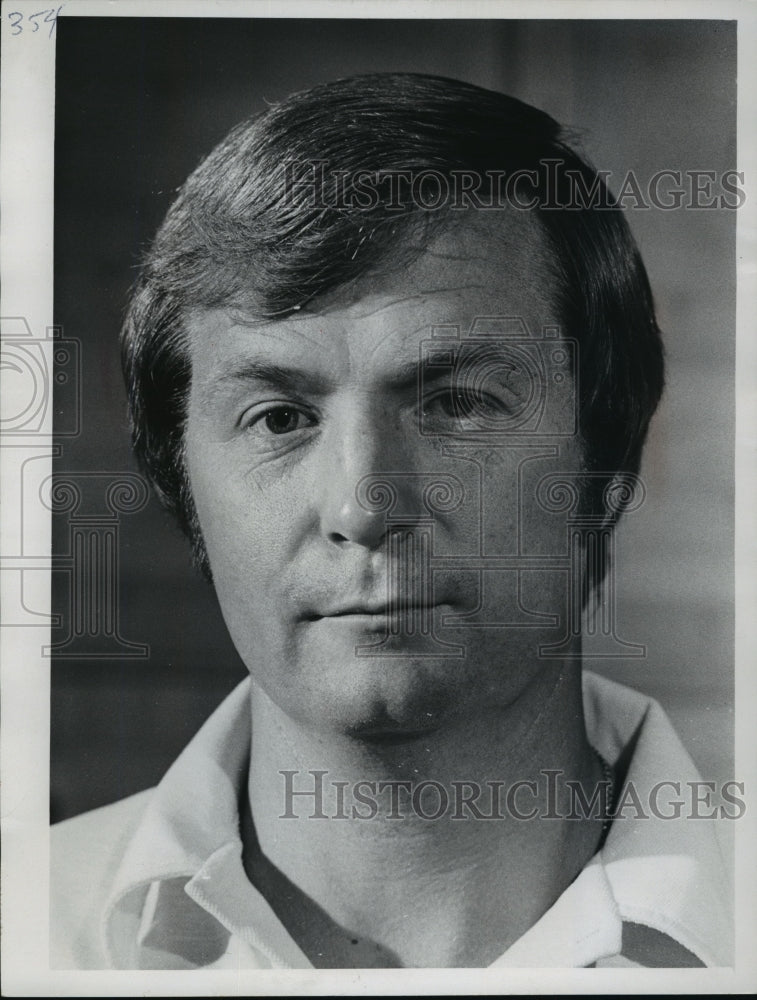 1974 University Of Wisconsin-Milwaukee Basketball Coach Bill Klukas - Historic Images