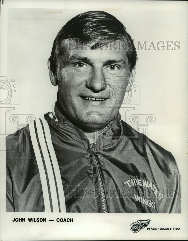 1976 Press Photo Hockey coach Johnny Wilson fired from Detroit Red Wings team - Historic Images