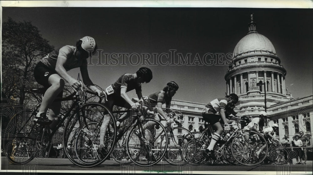 1984 Press Photo Participants of the Sixteen Bike Race for American Bike Month- Historic Images