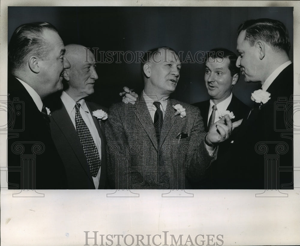 1955 Press Photo Joe Hauser with fellow baseball Old-Timers at the Elks Club- Historic Images