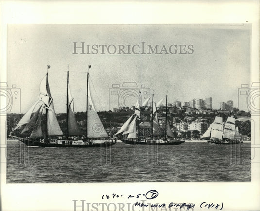 1982 British Ships leave the port at Lisbon, bound for Vigo - Historic Images