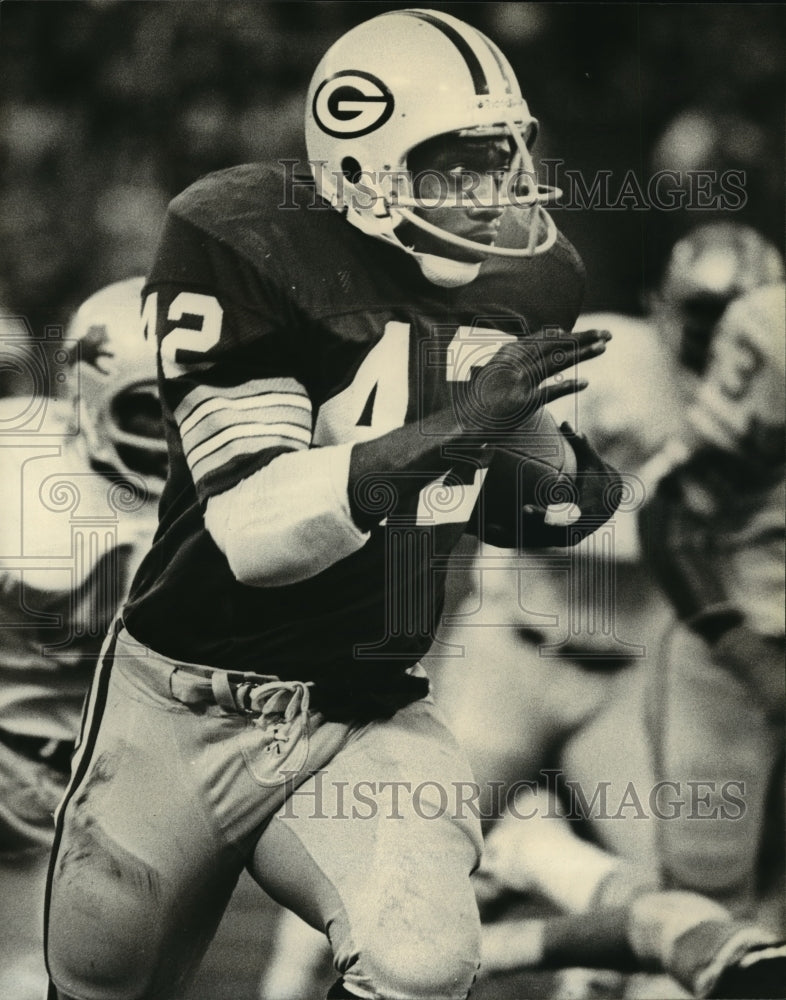 1979 Press Photo Packers football player, Walter Landers runs for a touchdown- Historic Images