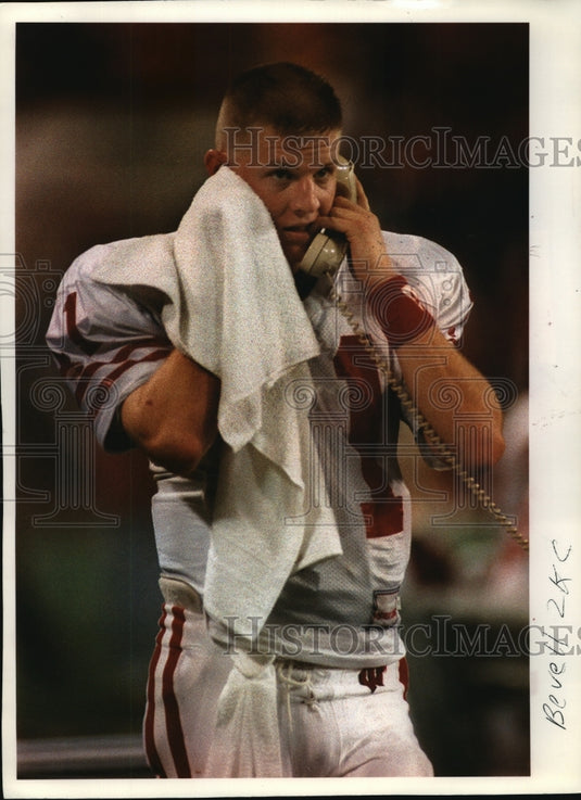 1993 Press Photo Darrell Bevell of the Wisconsin football team - mjt03877 - Historic Images