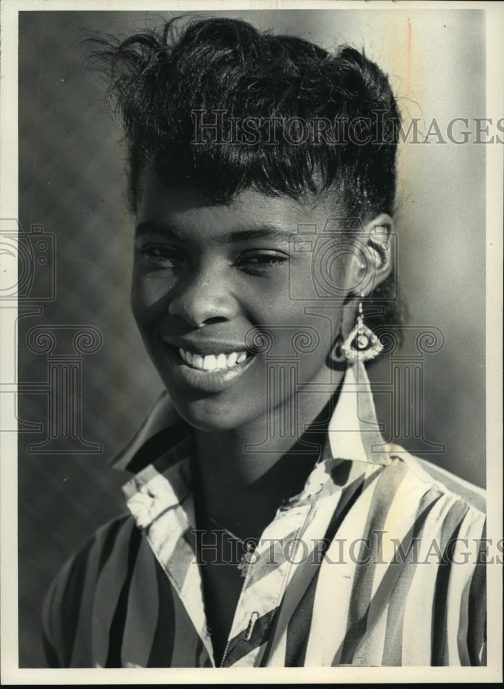 1986 Press Photo Track runner, Esther Jones - mjt03948 - Historic Images