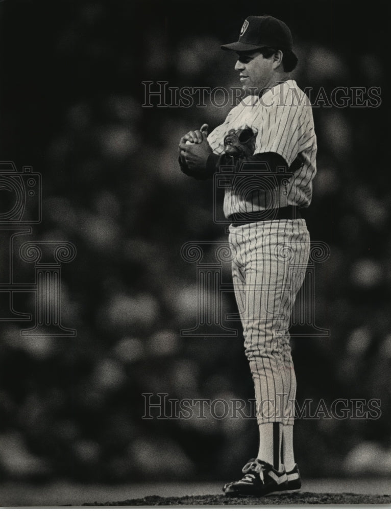 1989 Press Photo Milwaukee Brewers baseball pitcher, Teddy Higuera - mjt04303 - Historic Images