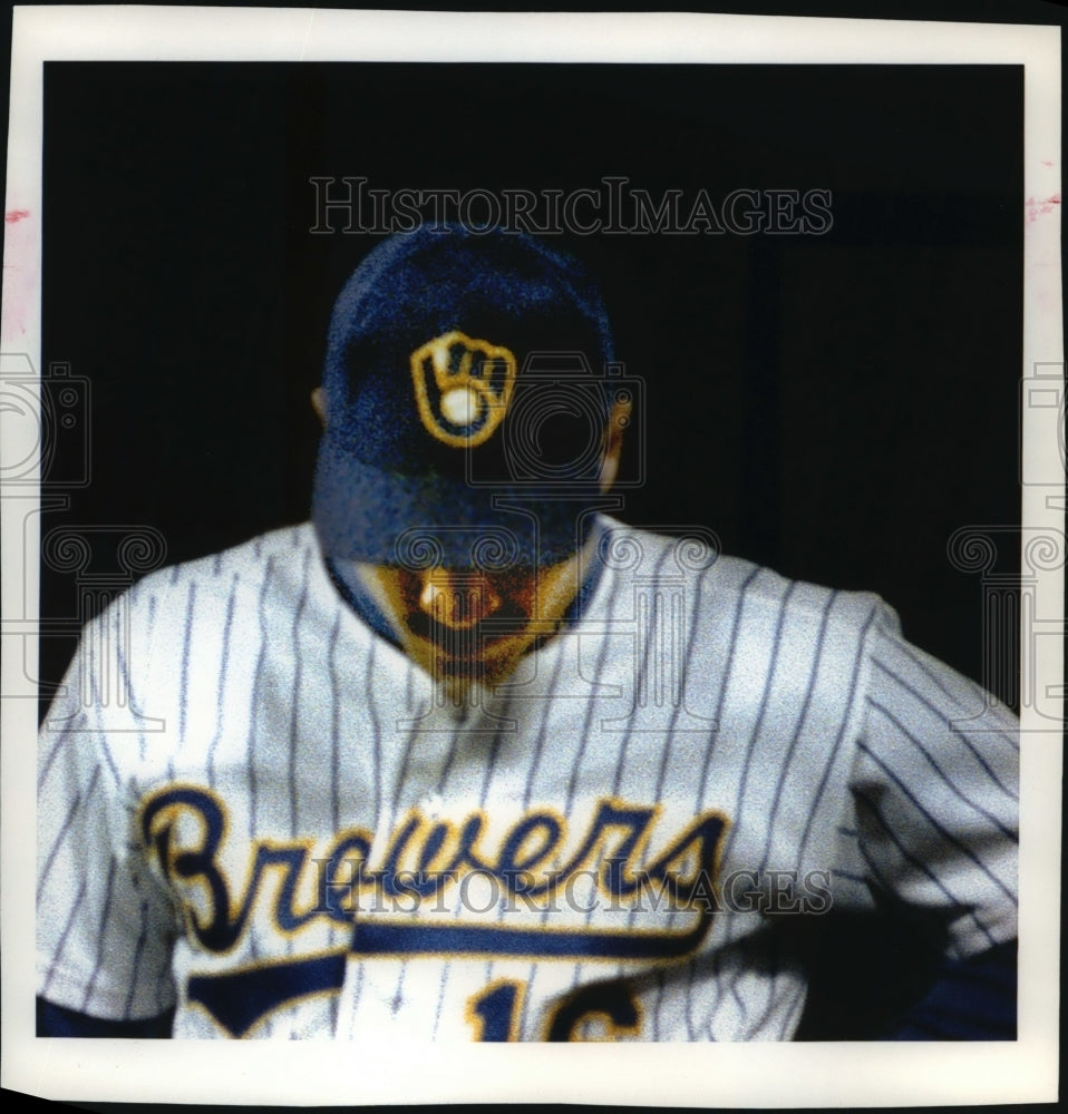 1993 Press Photo Milwaukee Brewers Baseball Player&#39;s Dejected Look Reflects Team-Historic Images