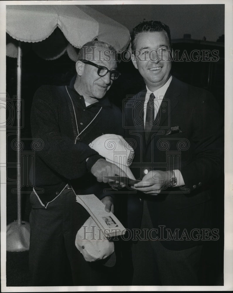 1965 Milwaukeean Bill Calvano and Golfer Ken Venturi At Italian Meet - Historic Images