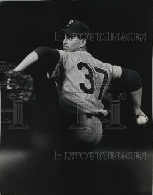 1963 Press Photo Philadelphia Phillies baseball pitcher, Ray Culp, in action- Historic Images