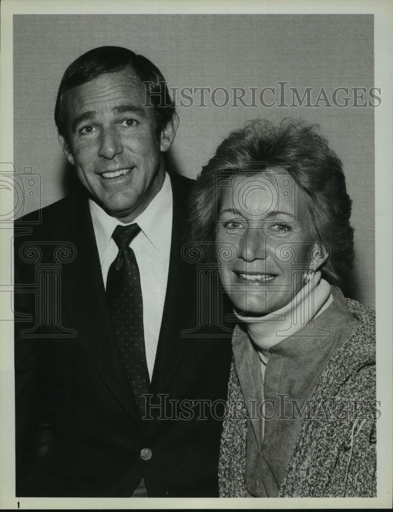 1978 Television Golf Commentator Team John Brodie And Carol Mann - Historic Images