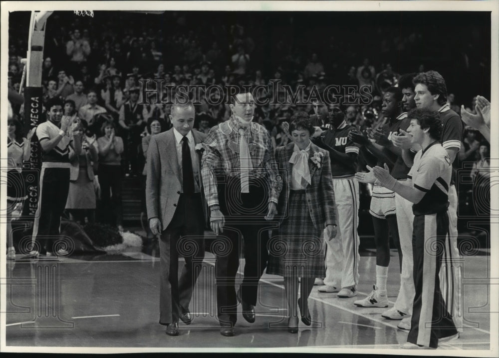 1984 Press Photo Marquette University - Joe de Guzman, Cheerleader - mjt05647-Historic Images