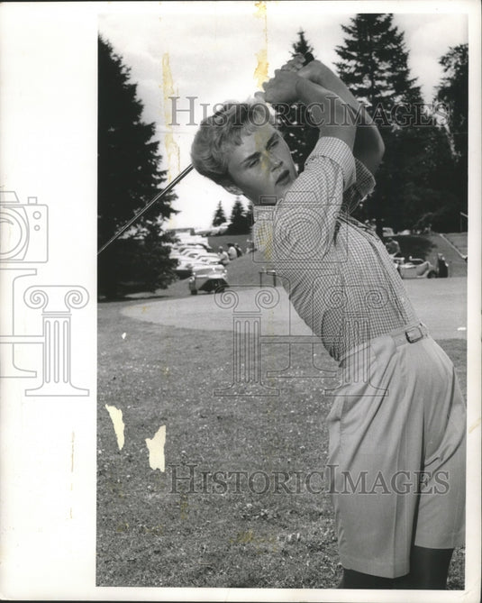 1961 Wisconsin Champion Amateur Golfer Carol Sorenson Of Janesville - Historic Images