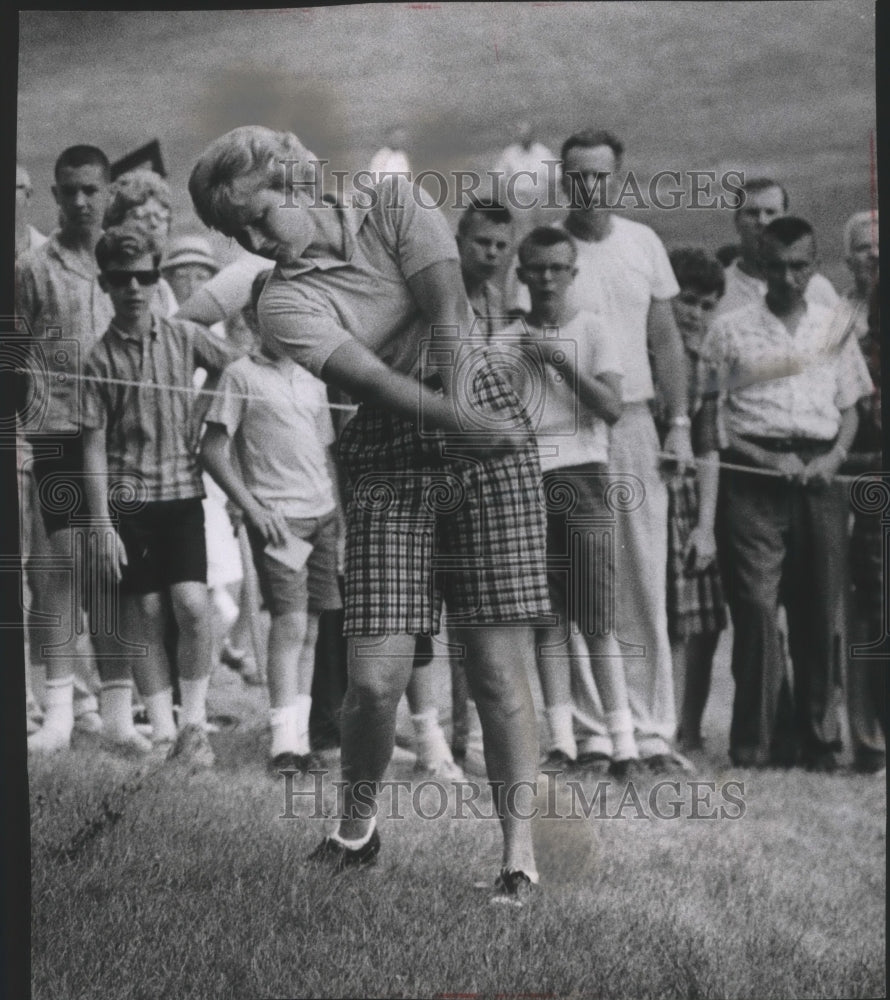 1963 Wisconsin Champion Golfer Carol Sorenson Hits Shot From Rough - Historic Images