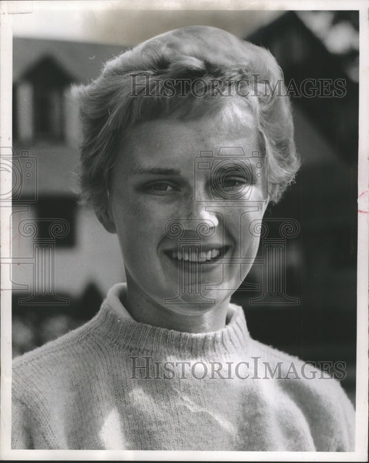 1961 Wisconsin Champion Amateur Golfer Carol Sorenson Of Janesville - Historic Images