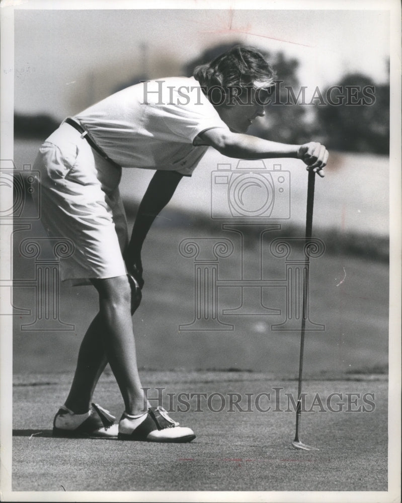 1963 Mrs. John Erickson in Golf Tournament, Wisconsin - Historic Images