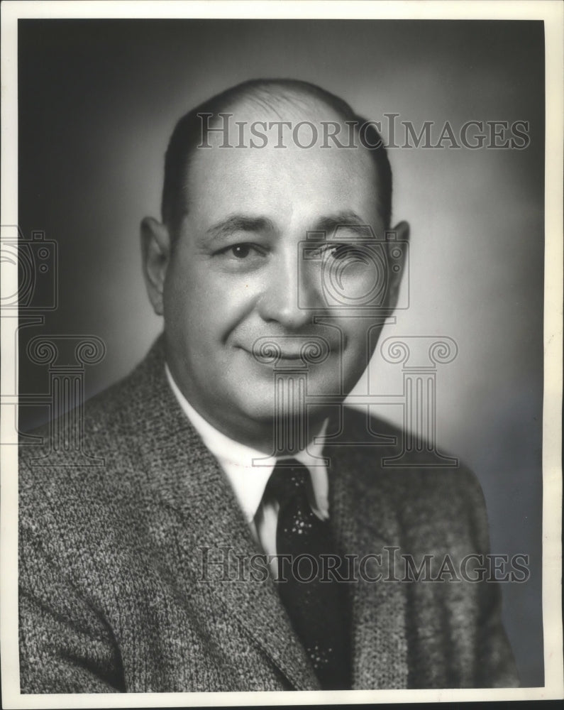 1963 Press Photo Notre Dame - Hugh Devore, Football Coach - mjt06422 - Historic Images