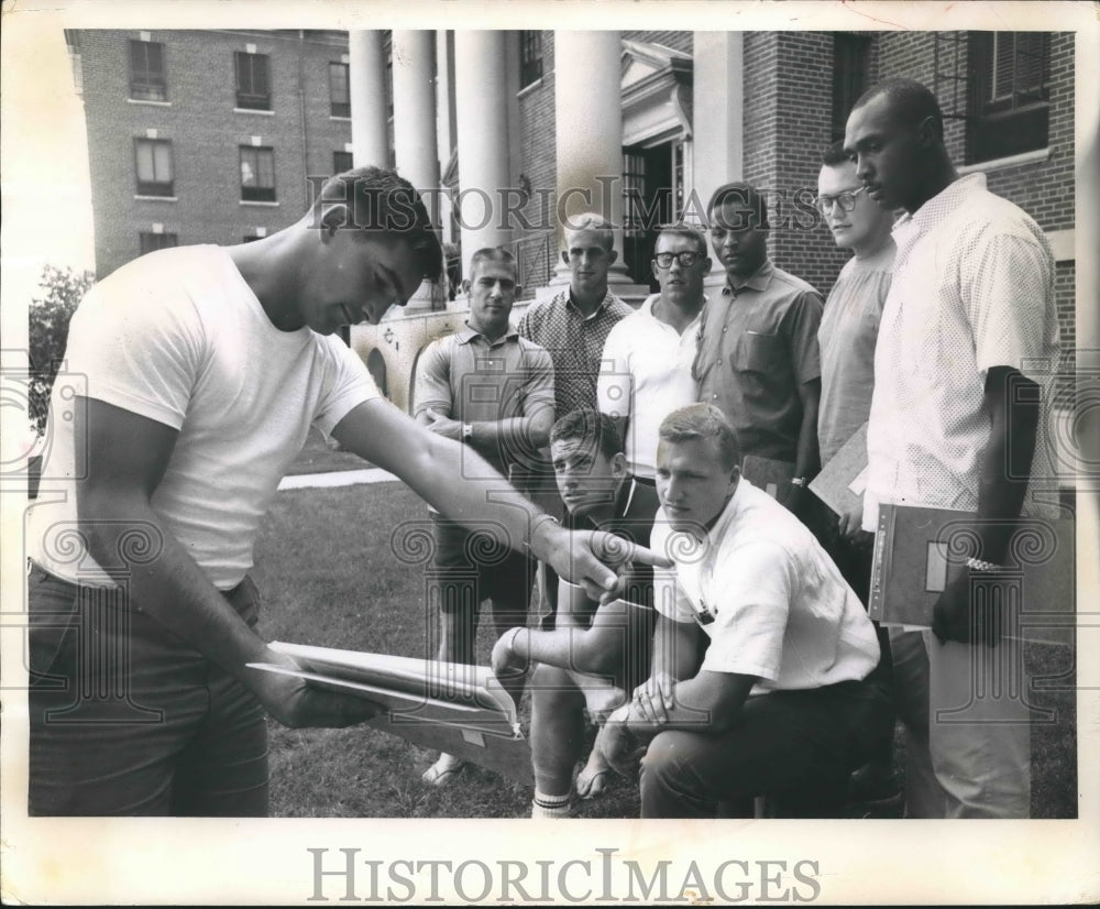 1962 Press Photo Packer rookies being trained about plays at St. Norbert College- Historic Images