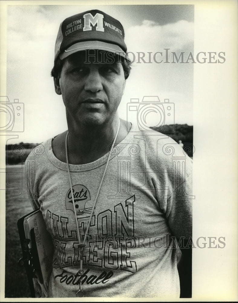1984 Press Photo Milton College Football Coach Rudy Gaddini - mjt08917 - Historic Images