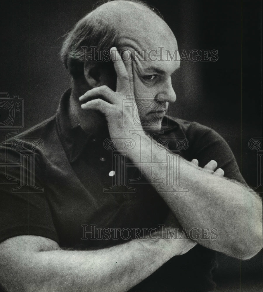 1982 Press Photo Marquette University Basketball Coach Rick Majerus&#39; Game Face- Historic Images