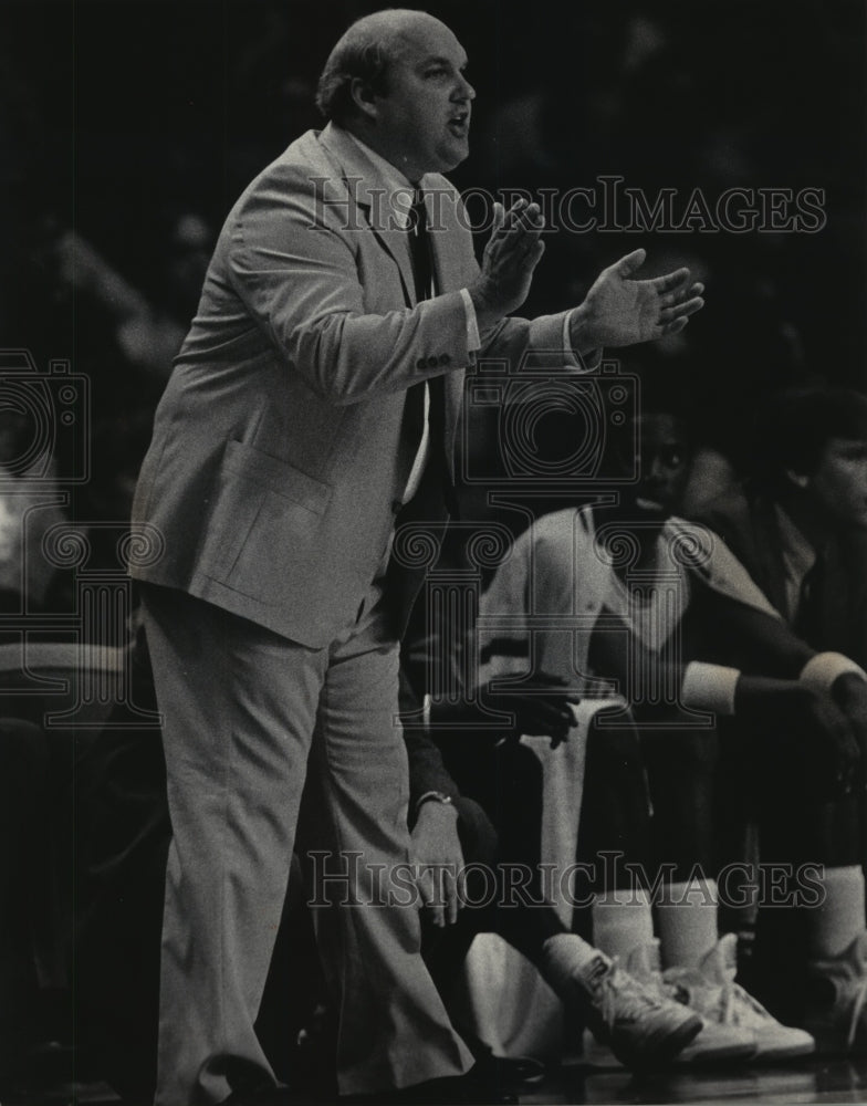 1984 Press Photo Marquette University Basketball Coach Rick Majerus - mjt09042- Historic Images