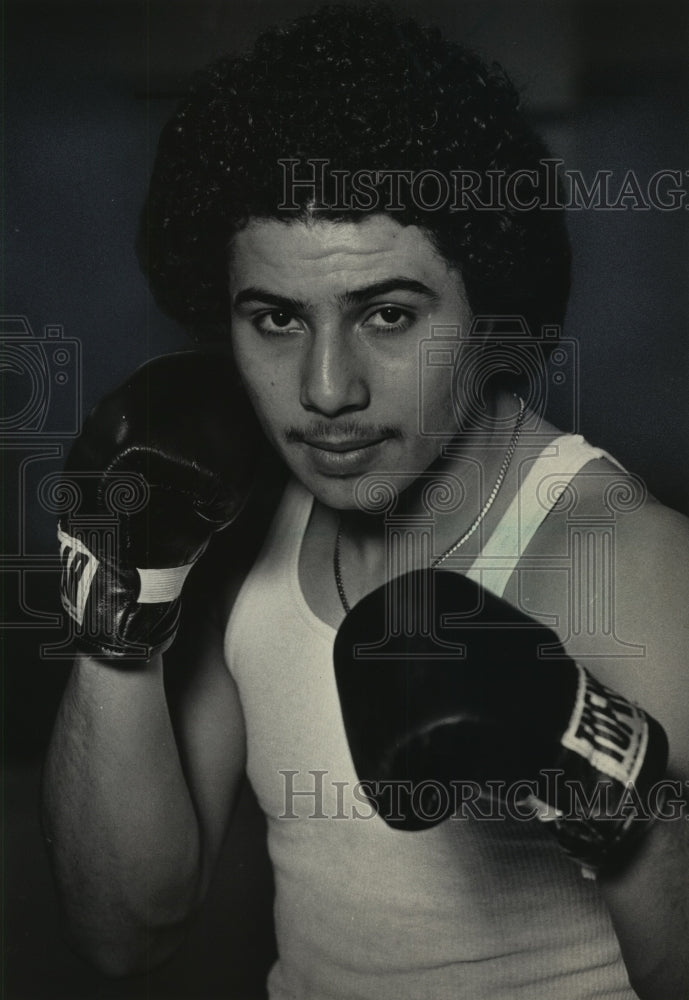 1985 Press Photo Milwaukee Boxer Anthony Mercado Training For Golden Gloves - Historic Images