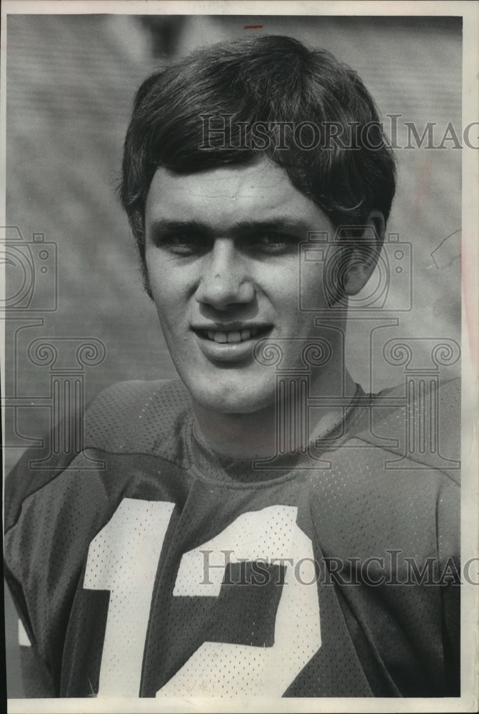 1971 University of Wisconsin quarterback, Neil Graff - Historic Images