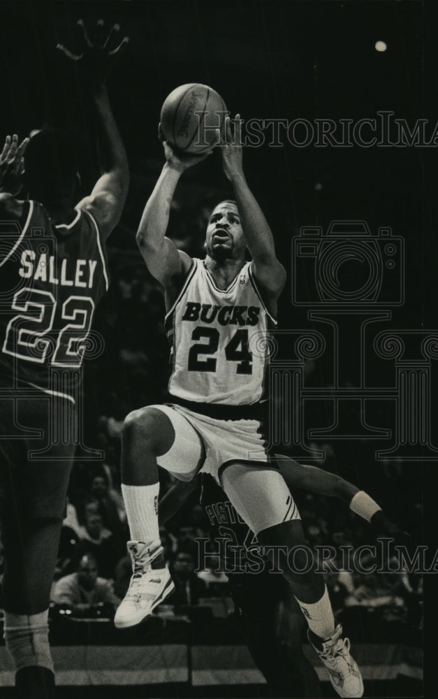 1988 Press Photo Milwaukee Bucks Jay Humphries - mjt11724 - Historic Images