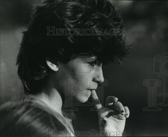 1983 Press Photo Shorewood Glory's Dee Dee Demet, Milwaukee Kickers Soccer Club- Historic Images