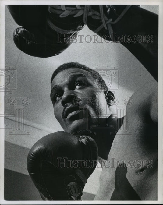 1966 Gerald Pate, Milwaukee Boxer. - Historic Images