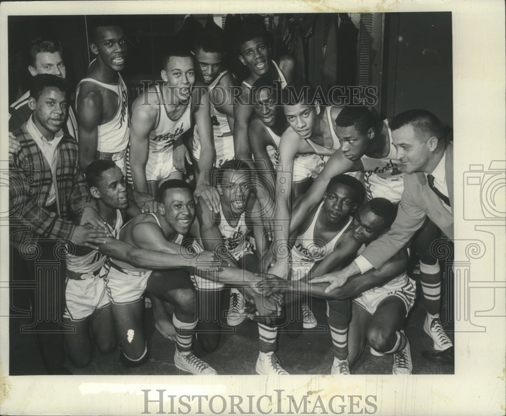 1986 Press Photo The North Division High School basketball team - mjt13182- Historic Images