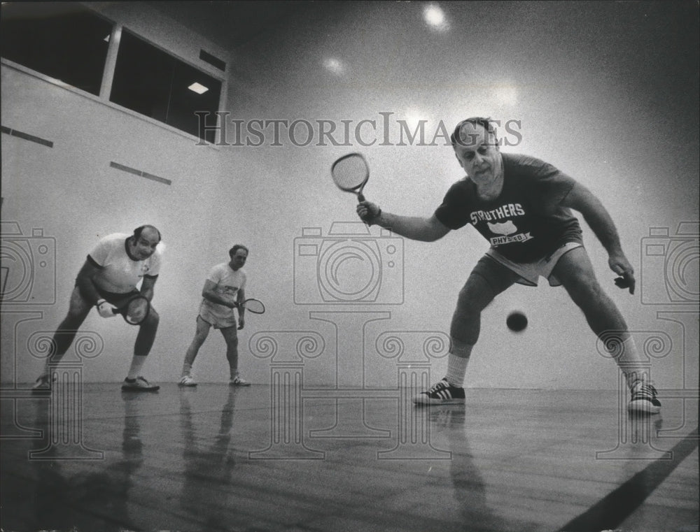 1978 Press Photo Ralph Schwartz and company play a game of racquetball - Historic Images