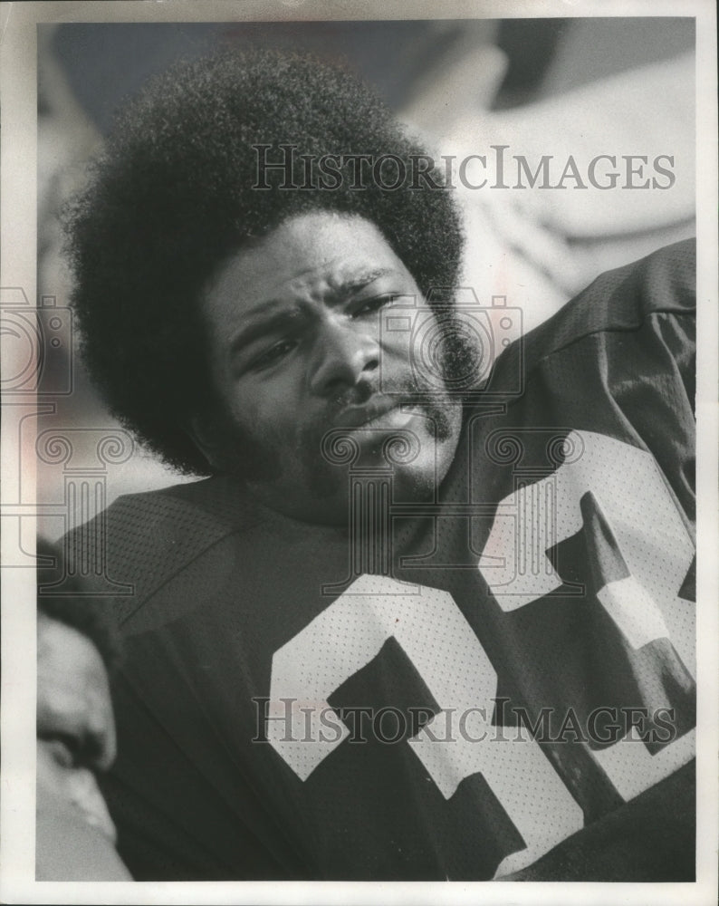 1975 Press Photo University of Wisconsin football player Michael Morgan - Historic Images