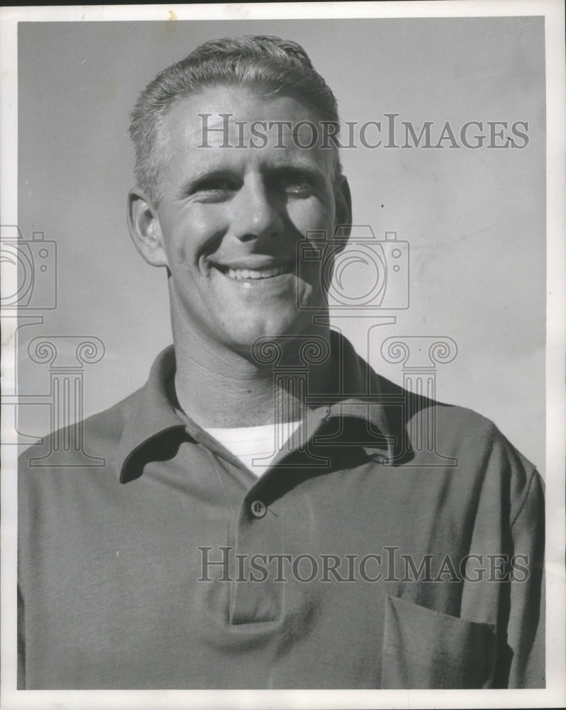 1955 Press Photo Head and shoulders of a very happy Walter (Boots) Porterfield.- Historic Images