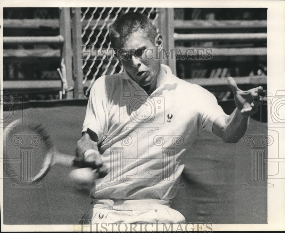 1966 Press Photo Cliff Richey at the National Clay Courts tennis championships- Historic Images