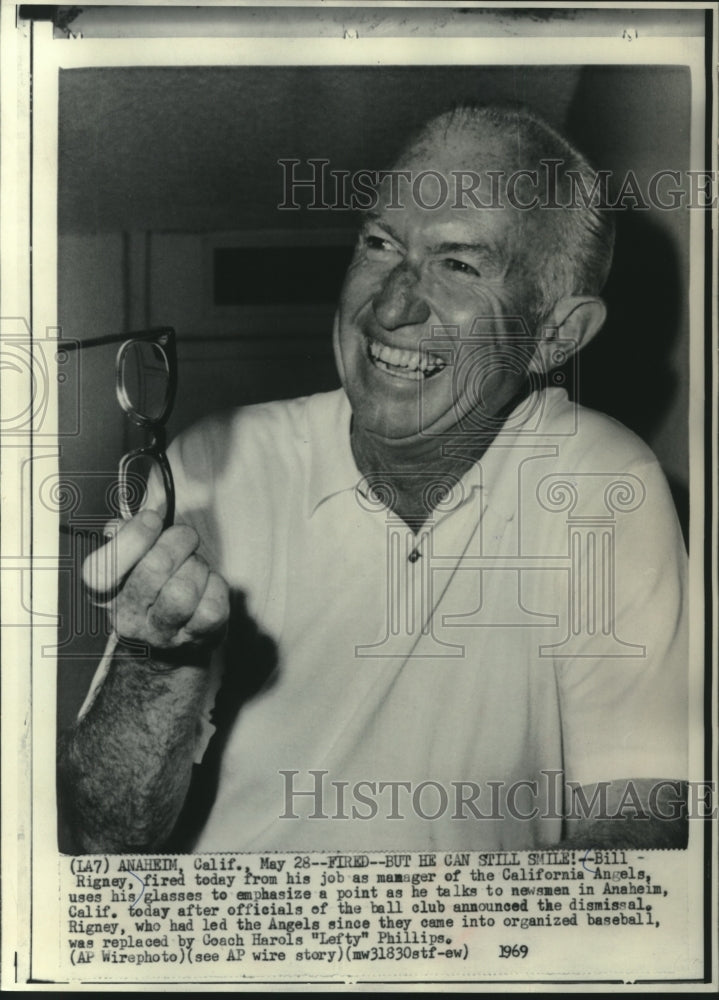 1969 Press Photo California Angels baseball manager, Bill Rigney, fired from job- Historic Images