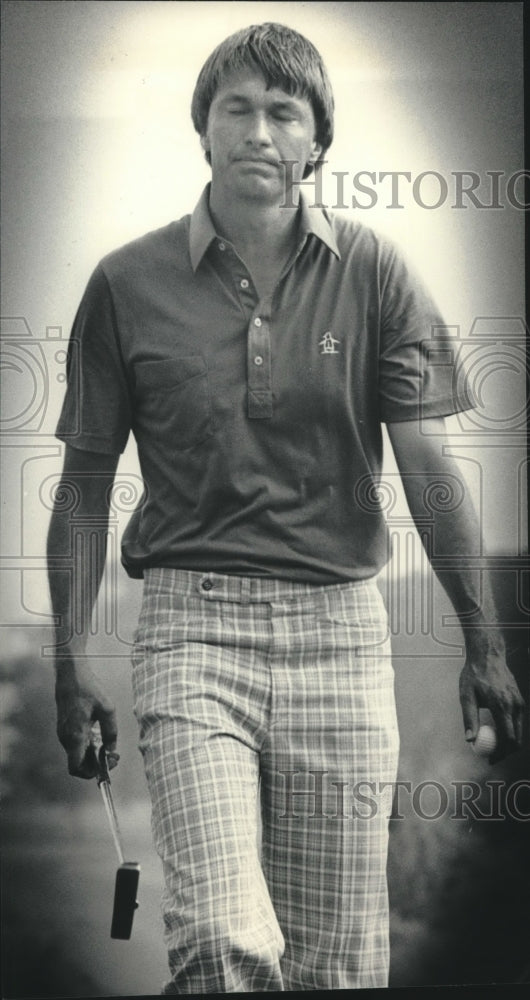 1983 Press Photo Don Pooley Not Pleased During Round at Greater Milwaukee Open - Historic Images