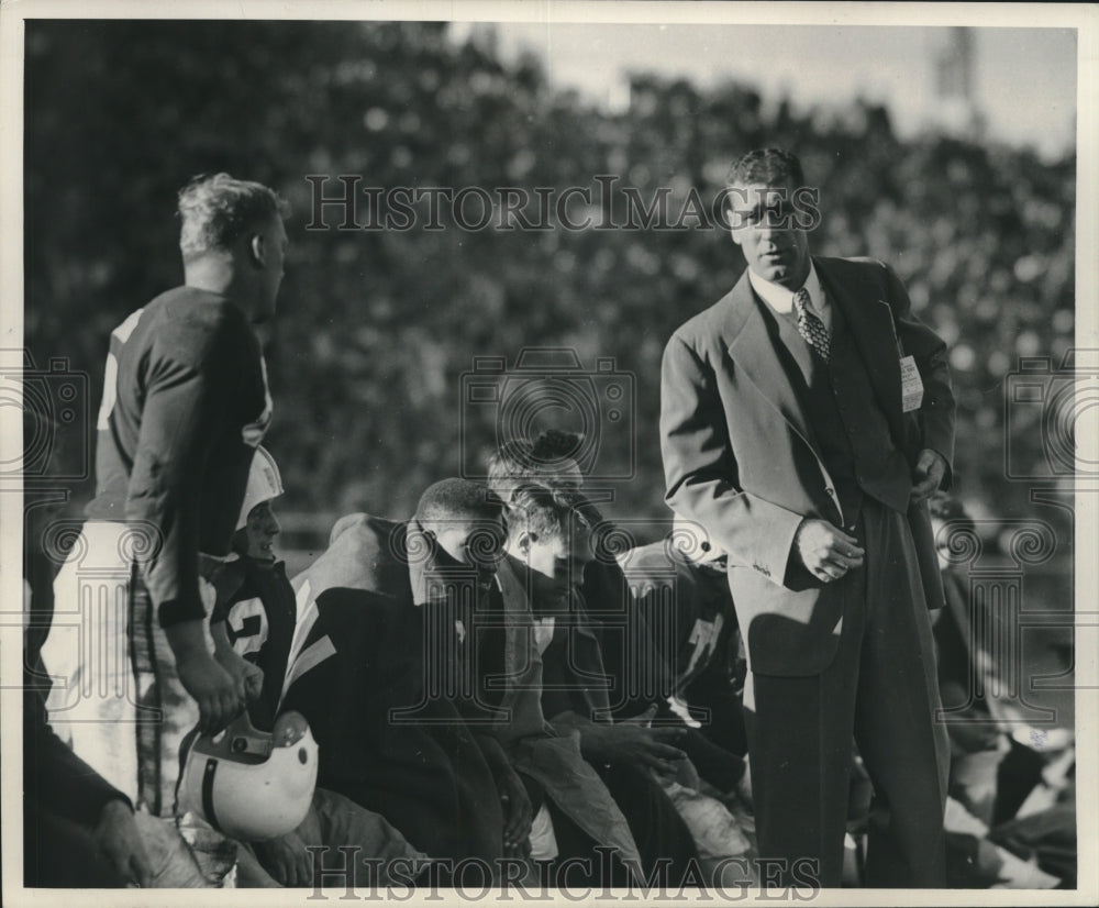 1948 Wisconsin Football coach Ivan Williamson - Historic Images