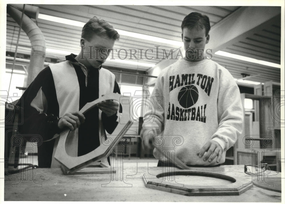 1994 Press Photo Hamilton High School Sophomore Work on Clock Parts - mjt16137 - Historic Images