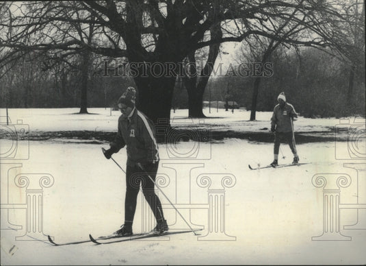 1977 Marge & Larry Gleason cross country skies in Estabrook Park - Historic Images