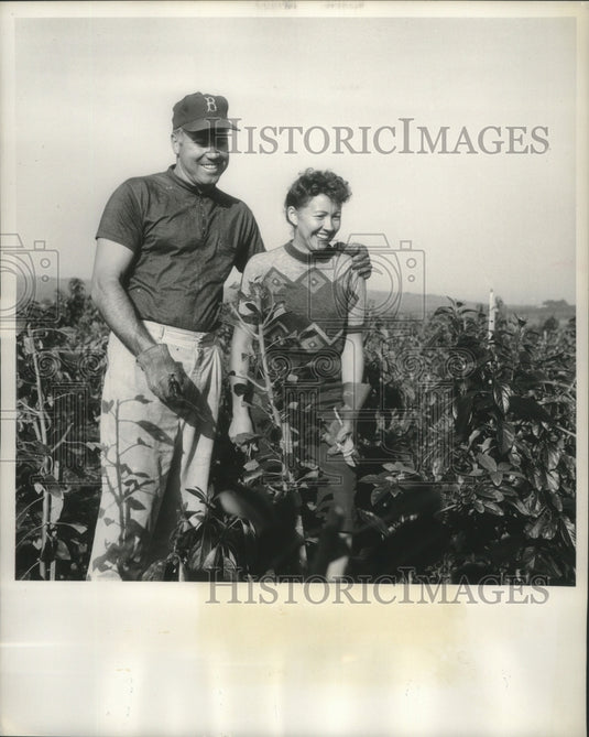 1958 Dodgers baseball's Duke Snider with wife, Beverly - Historic Images