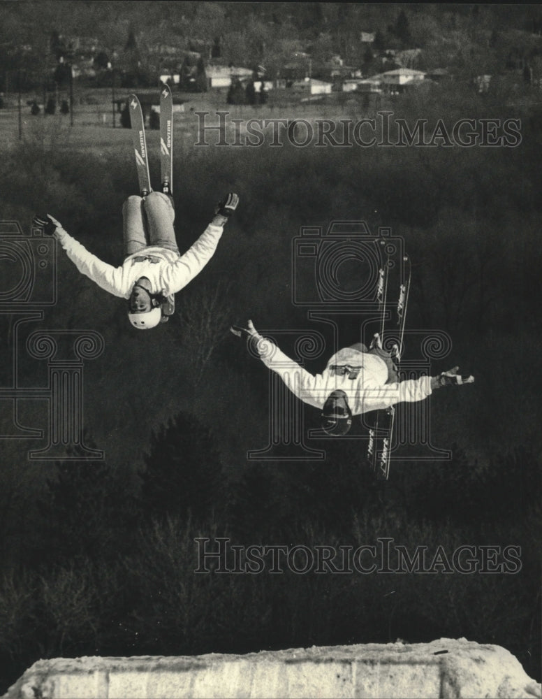 1989 Freestyle Skiiers Eric Bergoust and Ray Fuerst Are Upside-Down - Historic Images