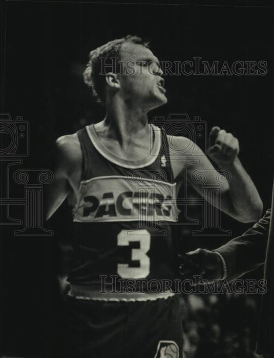 1988 Scott Skiles yells after being ejected from basketball game - Historic Images