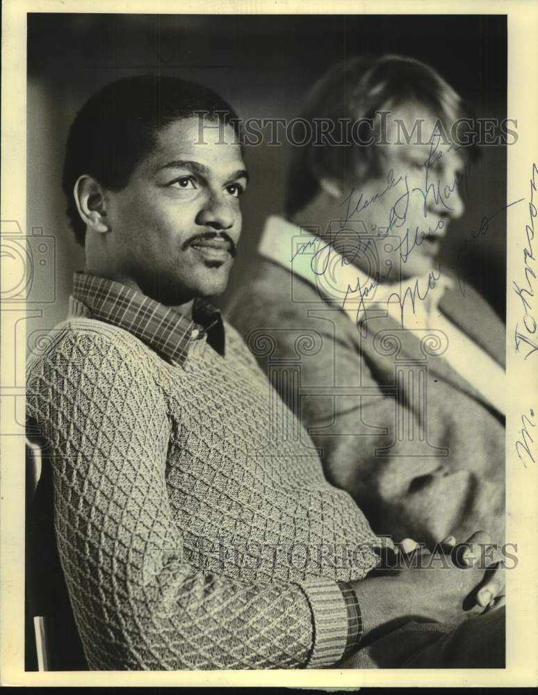 1981 Marques Johnson and Don Nelson Sit at Press Conference - Historic Images