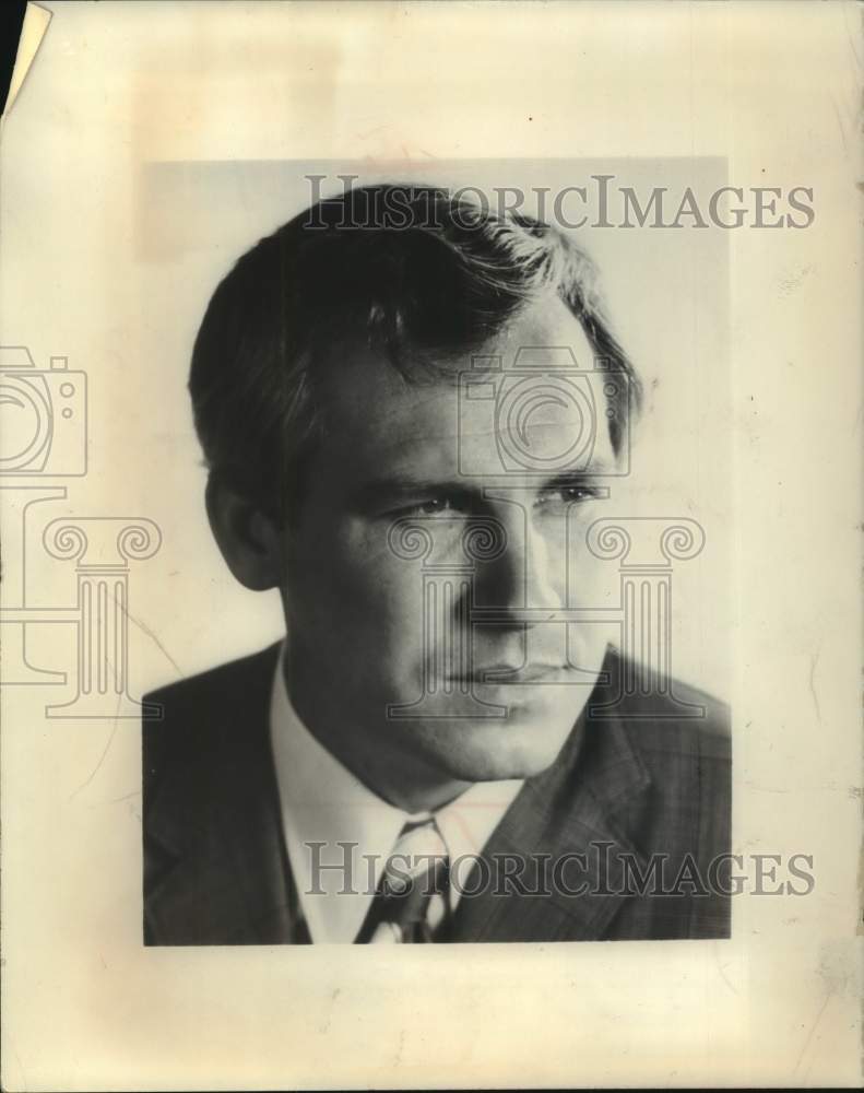 1975 Press Photo Former Football Quarterback Frank Ryan - mjt17892 - Historic Images